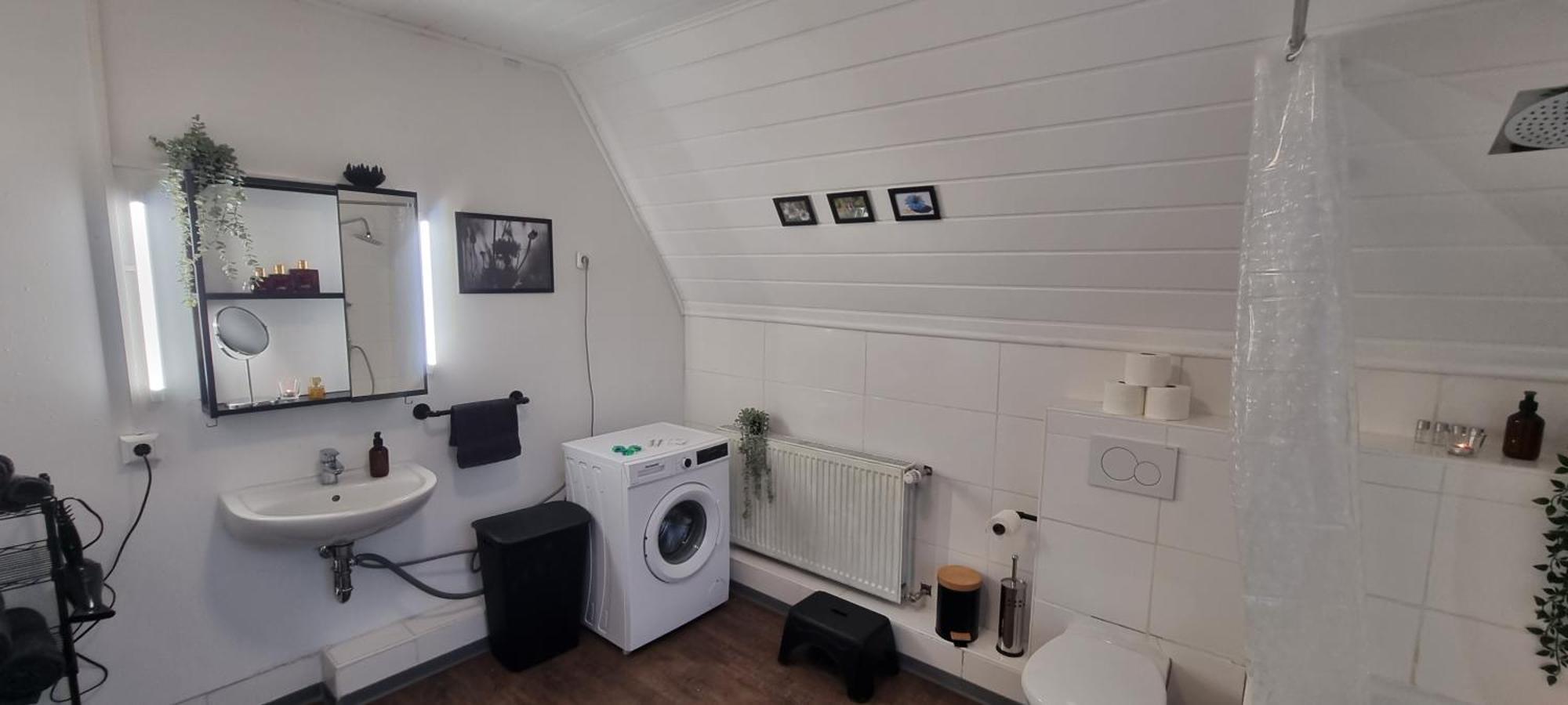 Nigella Apartment Direkt Am Hauptbahnhof Celle Fur 6 Personen Mit Kostenfreiem Parkplatz Voll Ausgestatteter Kuche Elite Standard Eksteriør billede