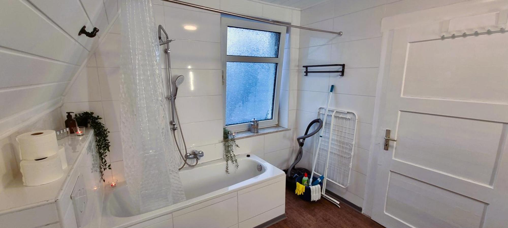 Nigella Apartment Direkt Am Hauptbahnhof Celle Fur 6 Personen Mit Kostenfreiem Parkplatz Voll Ausgestatteter Kuche Elite Standard Eksteriør billede